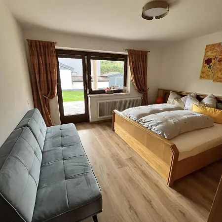 Ferienwohnung Waldblick Apartment *